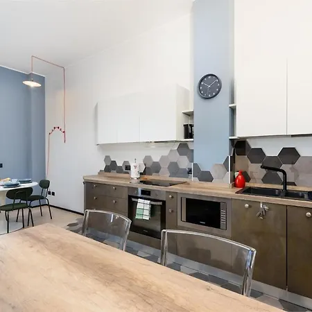 Urban Retreat 45 Apartment